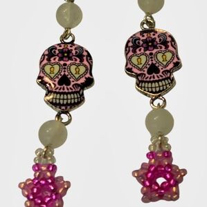 Skull Earrings Pink & Black Aura Agate Beads W/Pink Beaded Star Charms NWOT